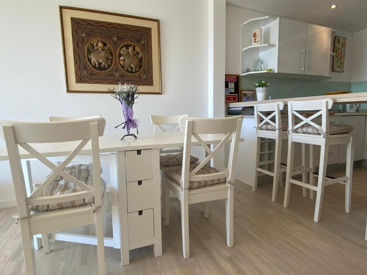 Os Reais - Apt In Front Of The Beach In Centeanes Carvoeiro  Eksteriør billede